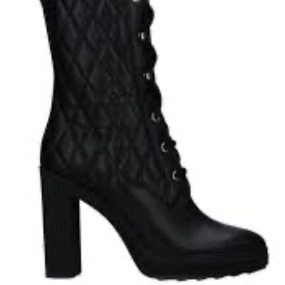 Tod’s  lace up Gomma boots never been worn